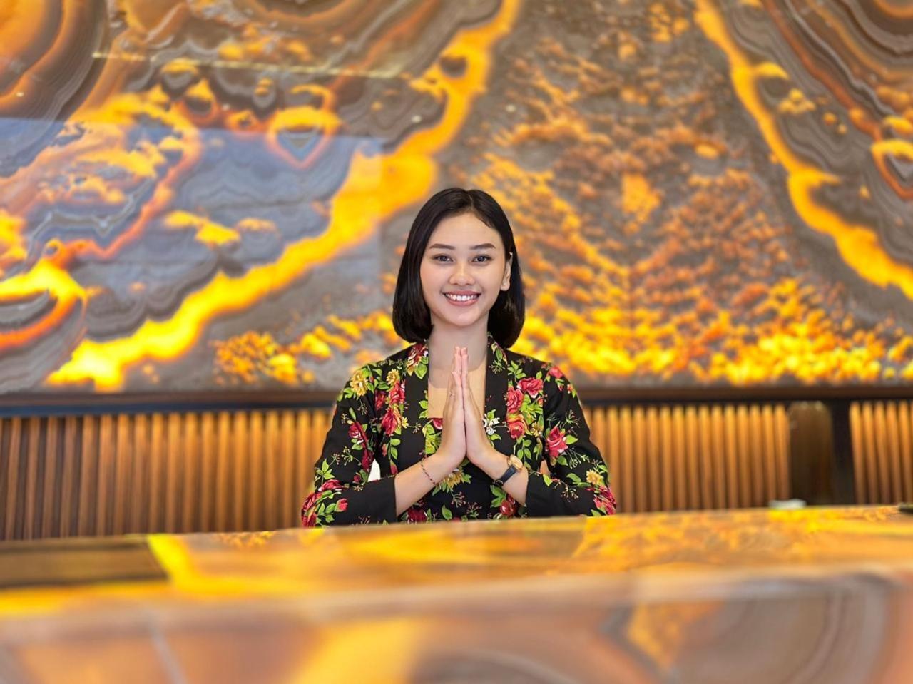 The Malioboro Hotel & Conference Center Yogyakarta Kültér fotó